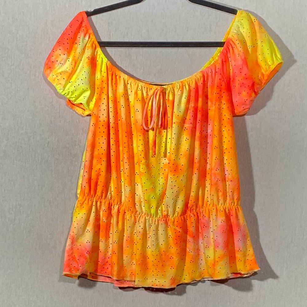 On off shoulder top